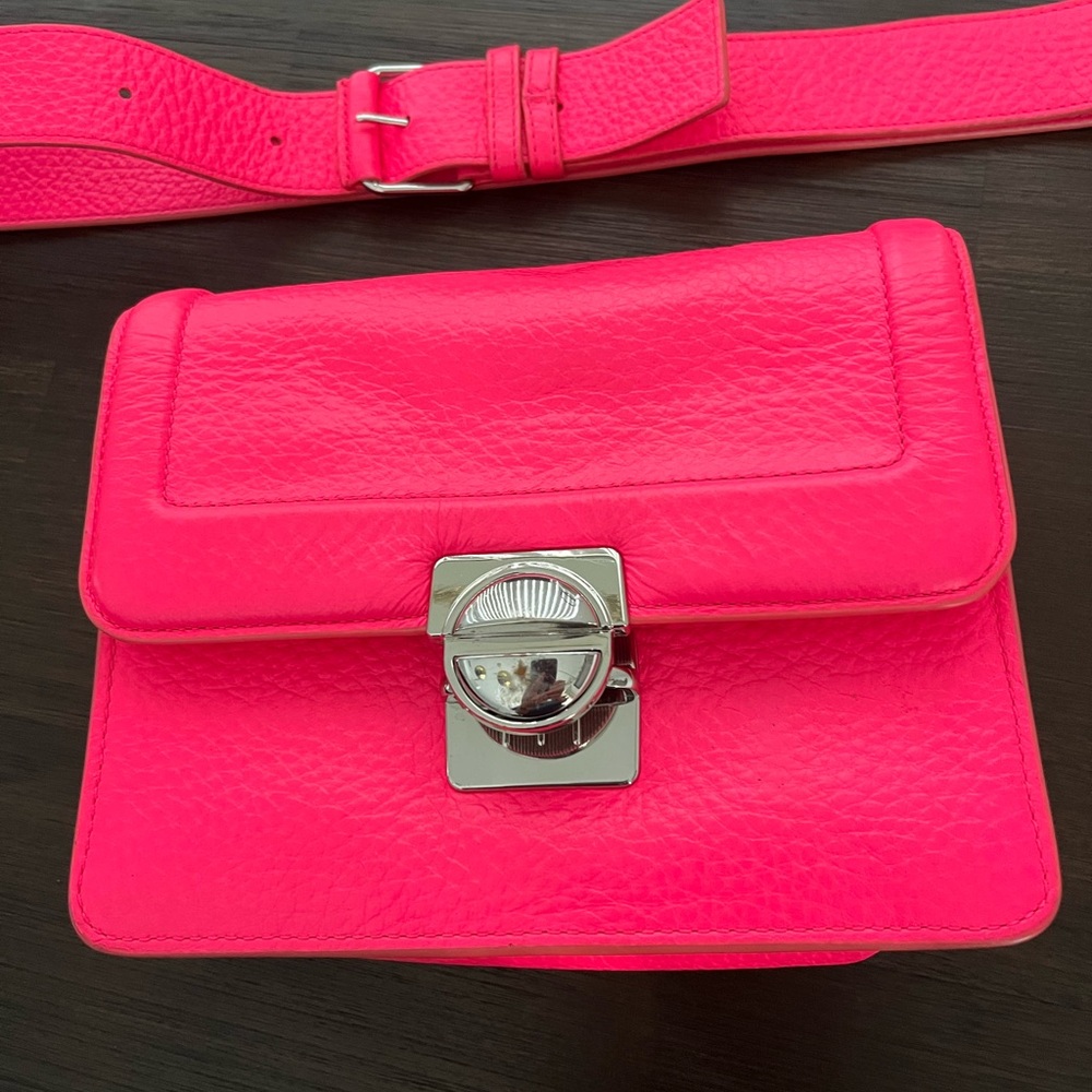 ONE OF A KIND MARC JACOBS shoulder cross body bag HOT PINK